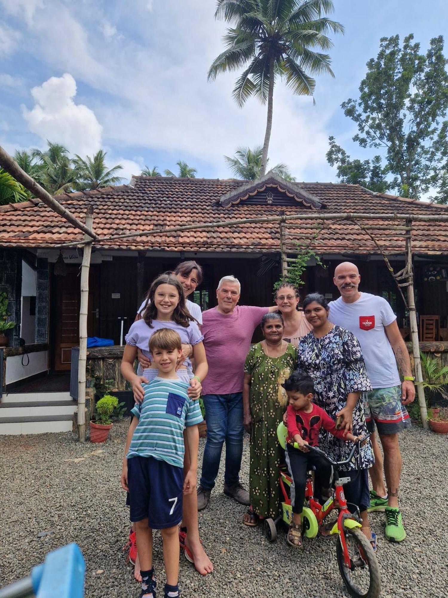 Mundro Garden Homestay Mundrothuruth Buitenkant foto