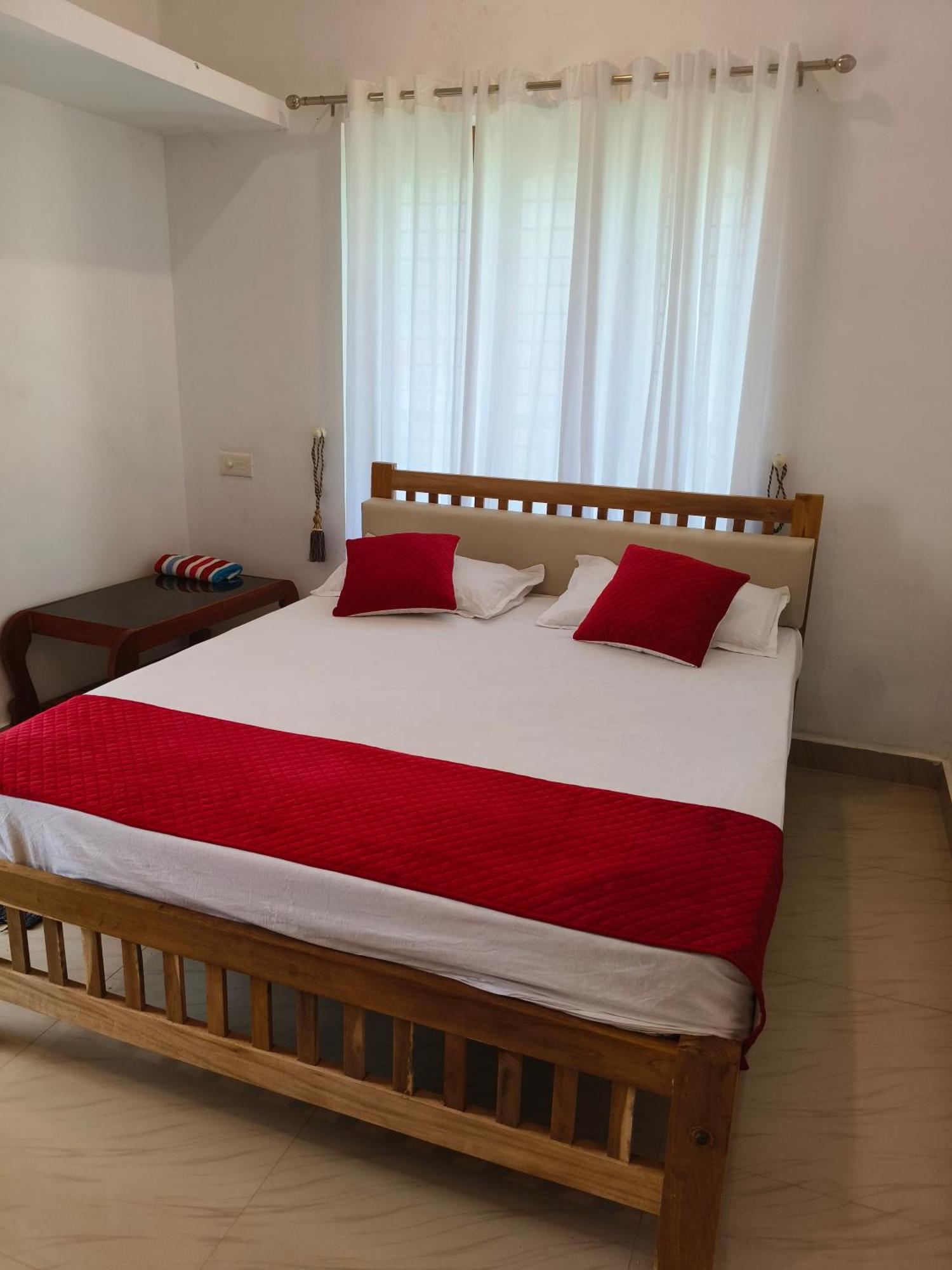 Mundro Garden Homestay Mundrothuruth Buitenkant foto