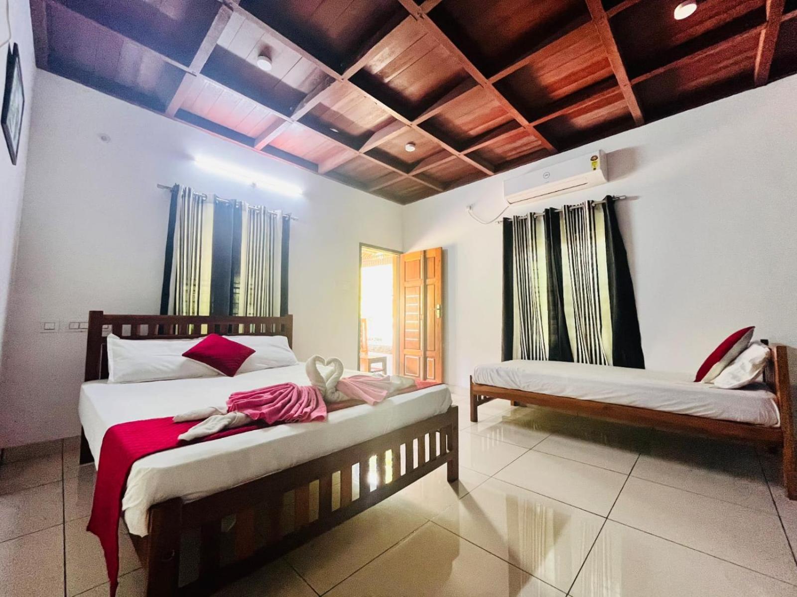 Mundro Garden Homestay Mundrothuruth Buitenkant foto