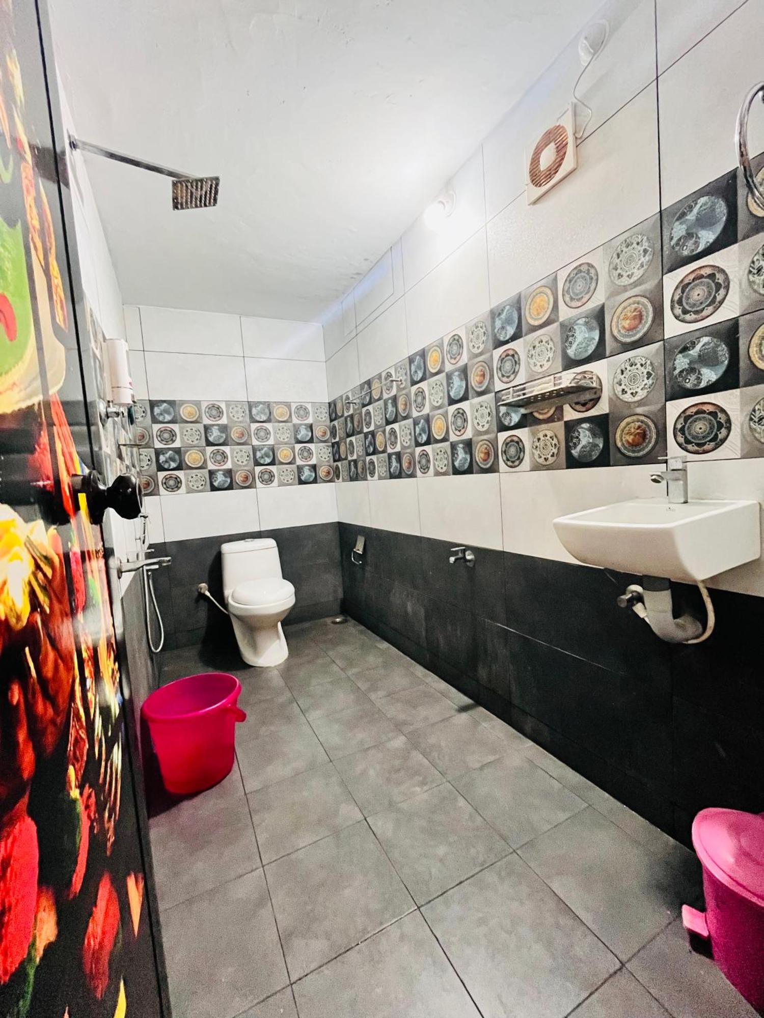 Mundro Garden Homestay Mundrothuruth Buitenkant foto